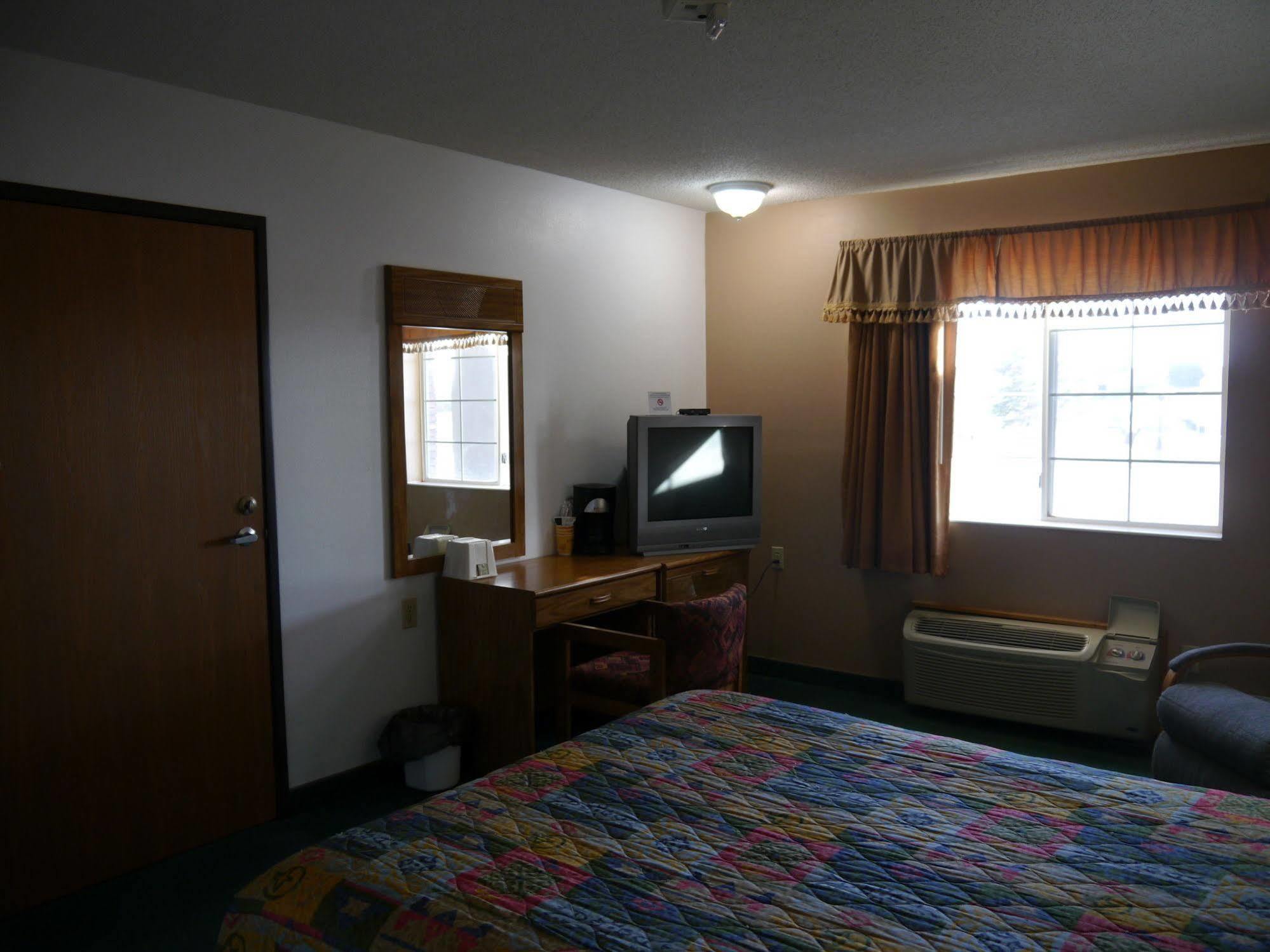 Westwood Inn & Suites - Kimball Zewnętrze zdjęcie